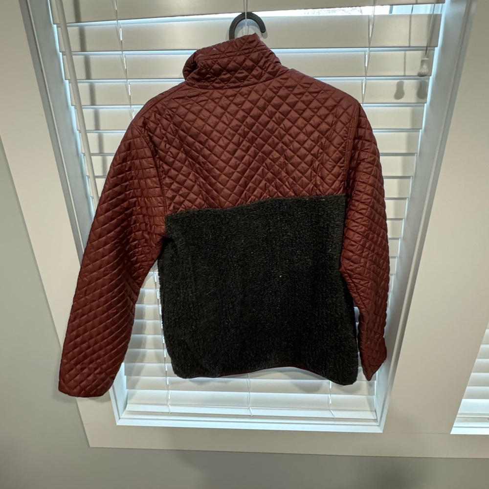 Patagonia pull over - Picture 3 of 3